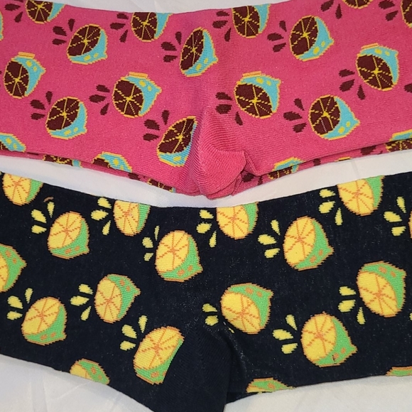 2 pairs of women's socks - Picture 4 of 16